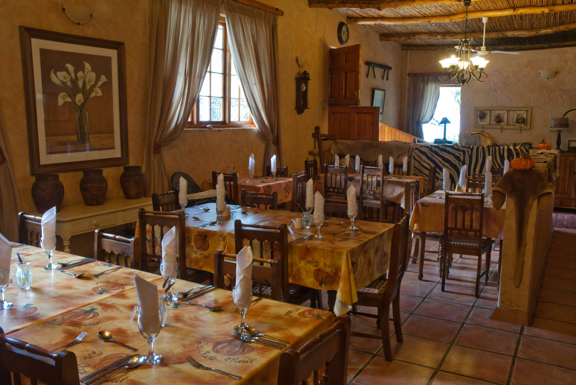 Old Mill Country Lodge & Restaurant Oudtshoorn Extérieur photo